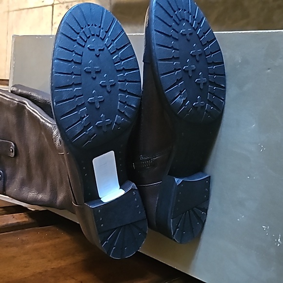 BORN CROWN "Gilmore" Brown/black Lace-up Leather Tie Boots- 7.5 M NIB! - Picture 3 of 5